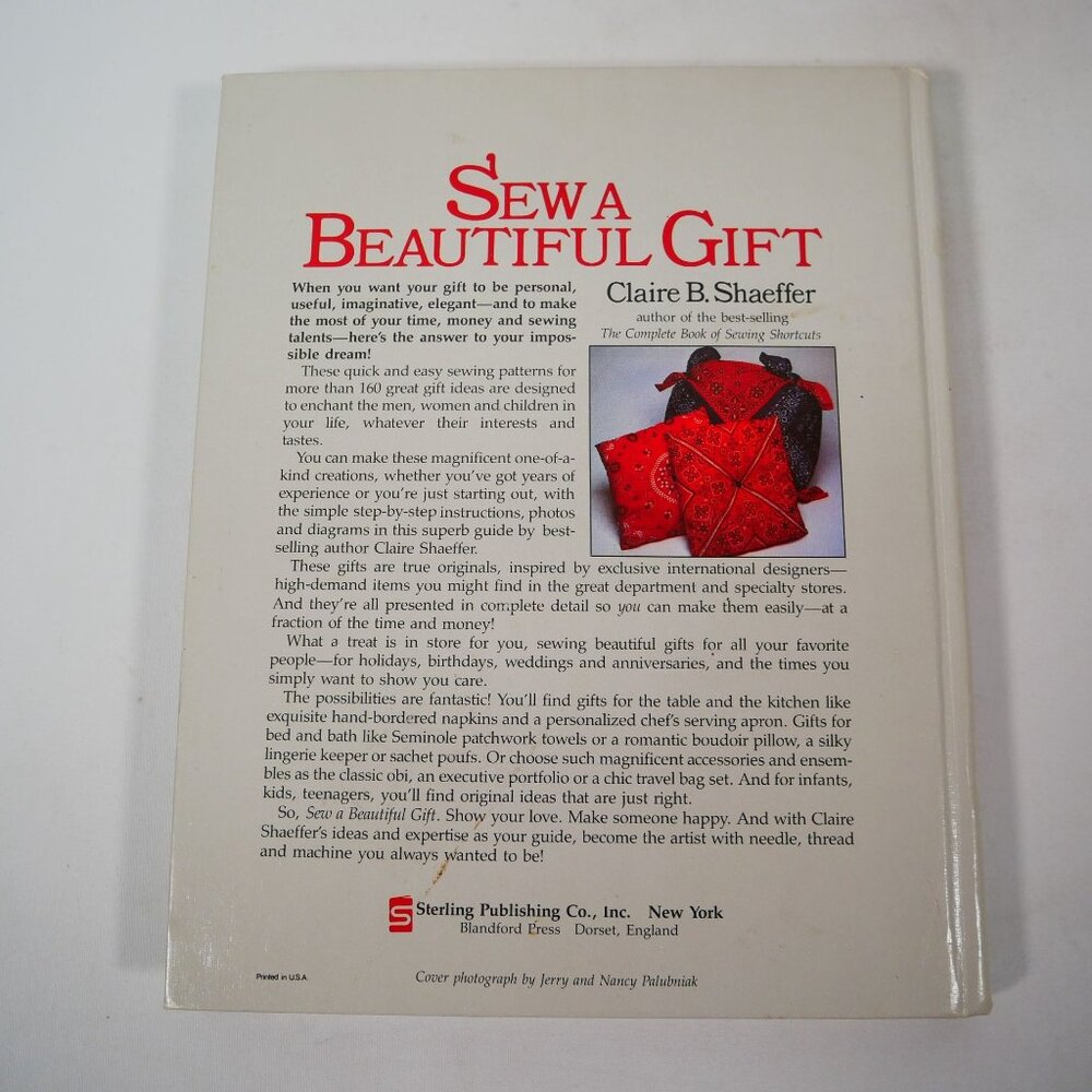 Sewing & Crafting Project Books Lot Of 5 VTG Quilting Embroidery Crochet - Picture 7 of 16